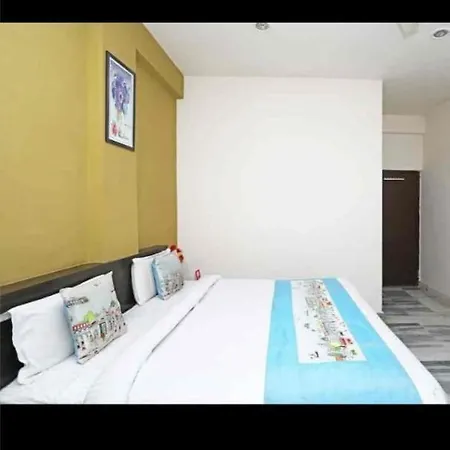 Hotel Taj Signature By Wb Inn